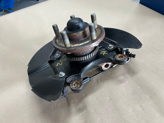 2015-2020 Ford Mustang 5.0L GT LH Driver Side Front Spindle Knuckle Hub