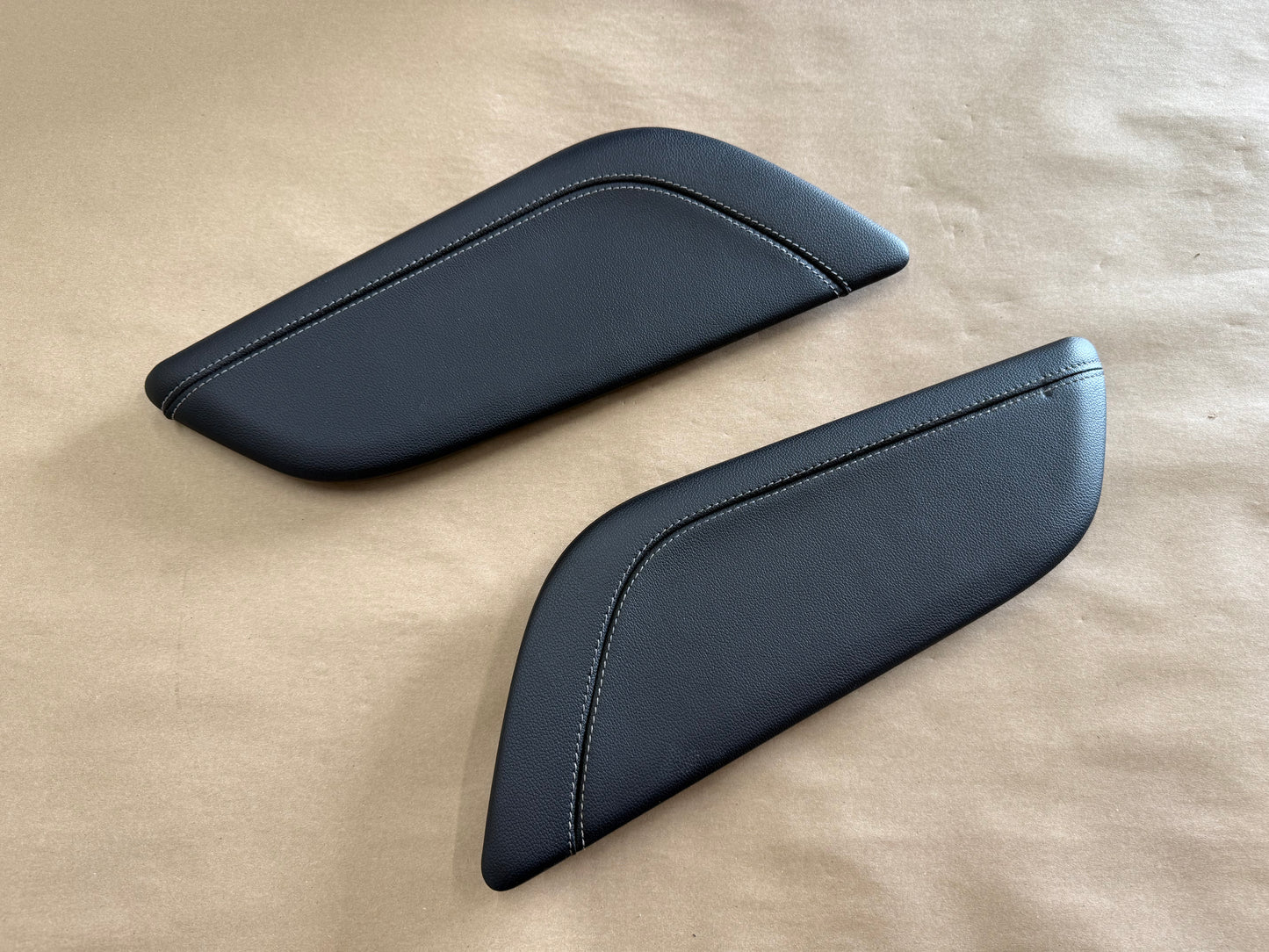 2018-2023 Mustang GT LH RH Passenger Driver Side Leather Knee Pads Panel
