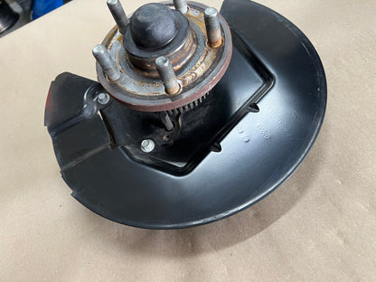 2015-2020 Ford Mustang 5.0L GT RH Passenger Side Front Spindle Knuckle Hub