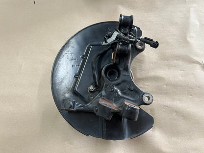 2015-2020 Ford Mustang 5.0L GT RH Passenger Side Front Spindle Knuckle Hub