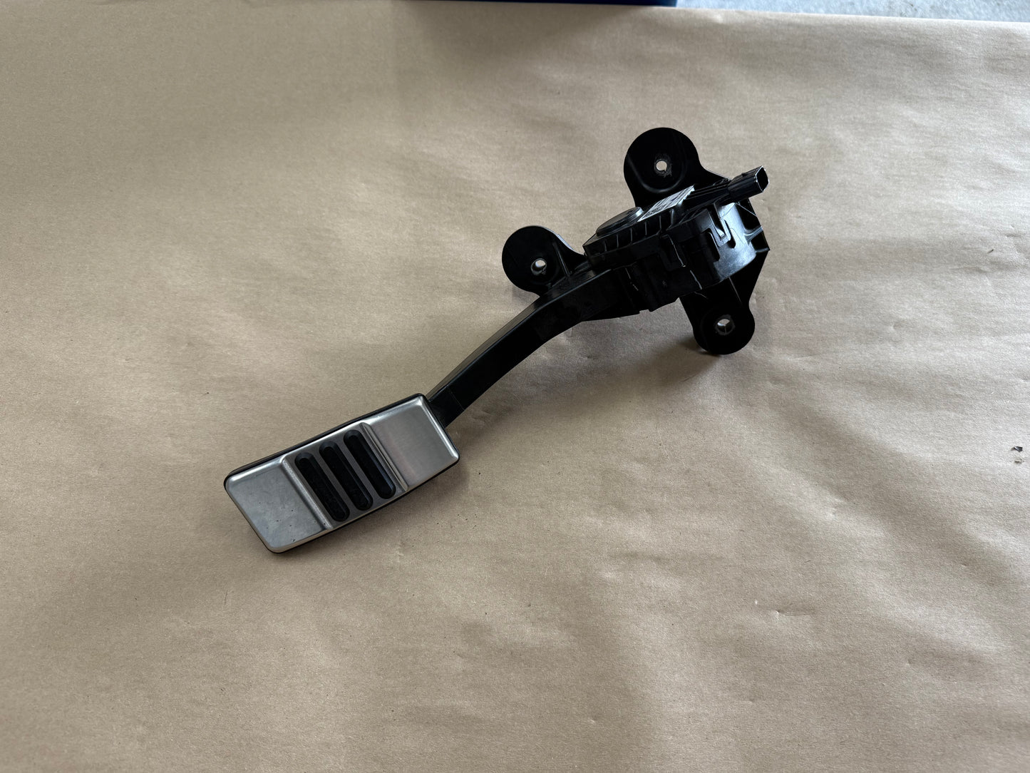 2018-2023 Ford Mustang GT 5.0L Electric Gas Pedal