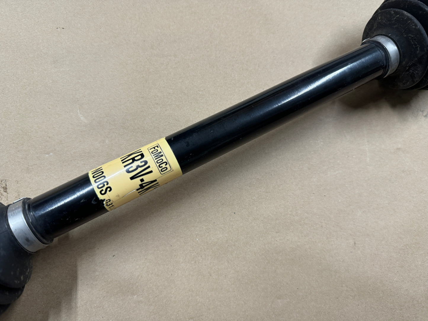 2020-2022 Mustang Shelby GT500 RH Passenger Side Rear Axle Half Shaft IRS 138