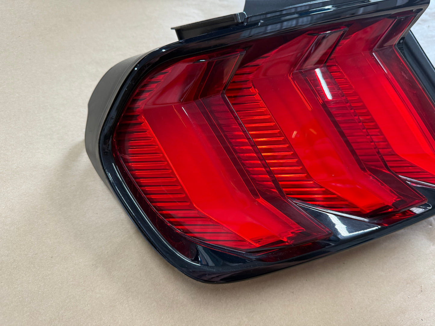 2018-2023 Ford Mustang GT350 GT V6 EcoBoost Tail Light LH Driver Side LED