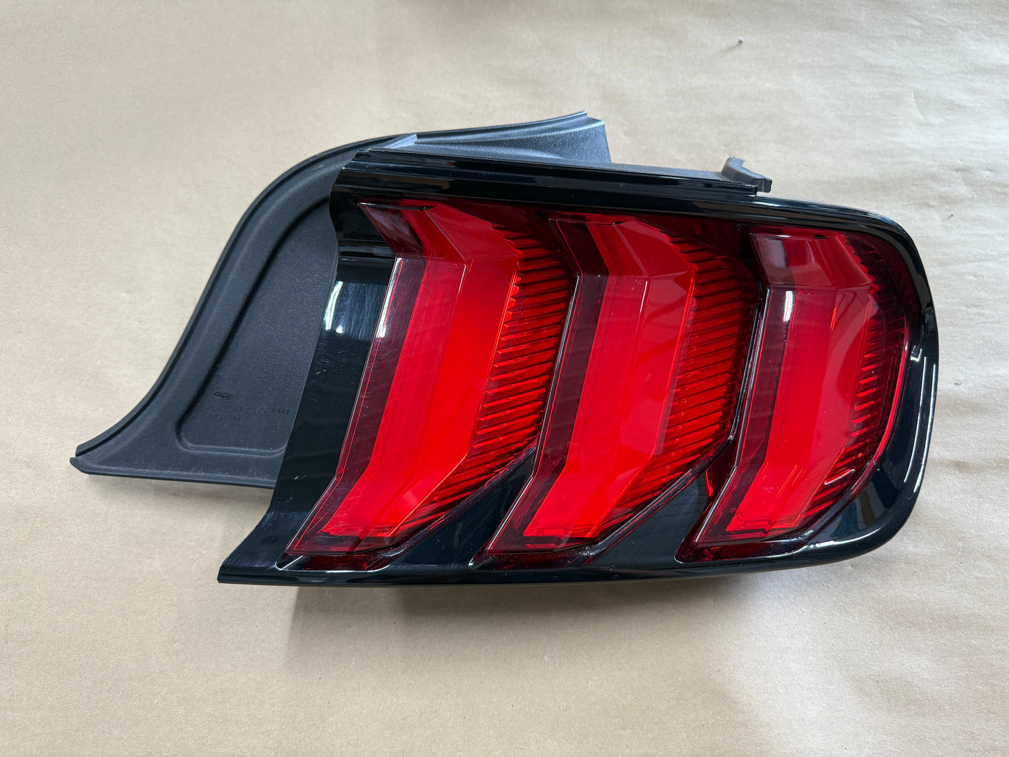 2018-2023 Ford Mustang GT V6 EcoBoost Tail Light RH Passenger Side LED