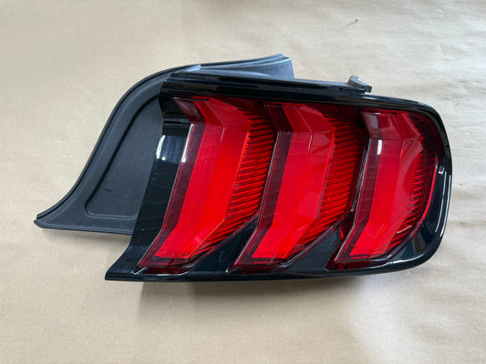 2018-2023 Ford Mustang GT V6 EcoBoost Tail Light RH Passenger Side LED