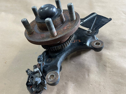 2015-2020 Ford Mustang 5.0L GT RH Passenger Side Front Spindle Knuckle Hub PP1
