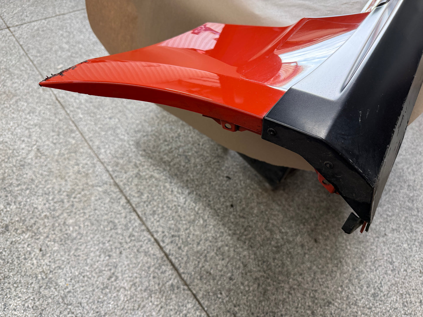 2016-2018 Chevrolet Camaro RH Side Skirt Molding Passenger Side "Orange"