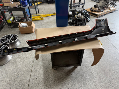2016-2018 Chevrolet Camaro RH Side Skirt Molding Passenger Side "Orange"