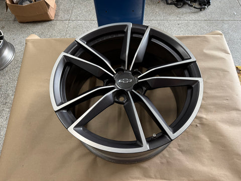 2016-2024 Chevrolet Camaro SS 20x9.5" Machined Black Wheel Rim