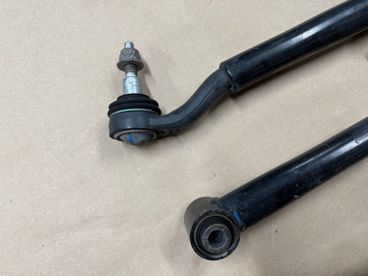 2015-2023 Ford Mustang GT RH LH Side Front Control Arms Frontward Rearward
