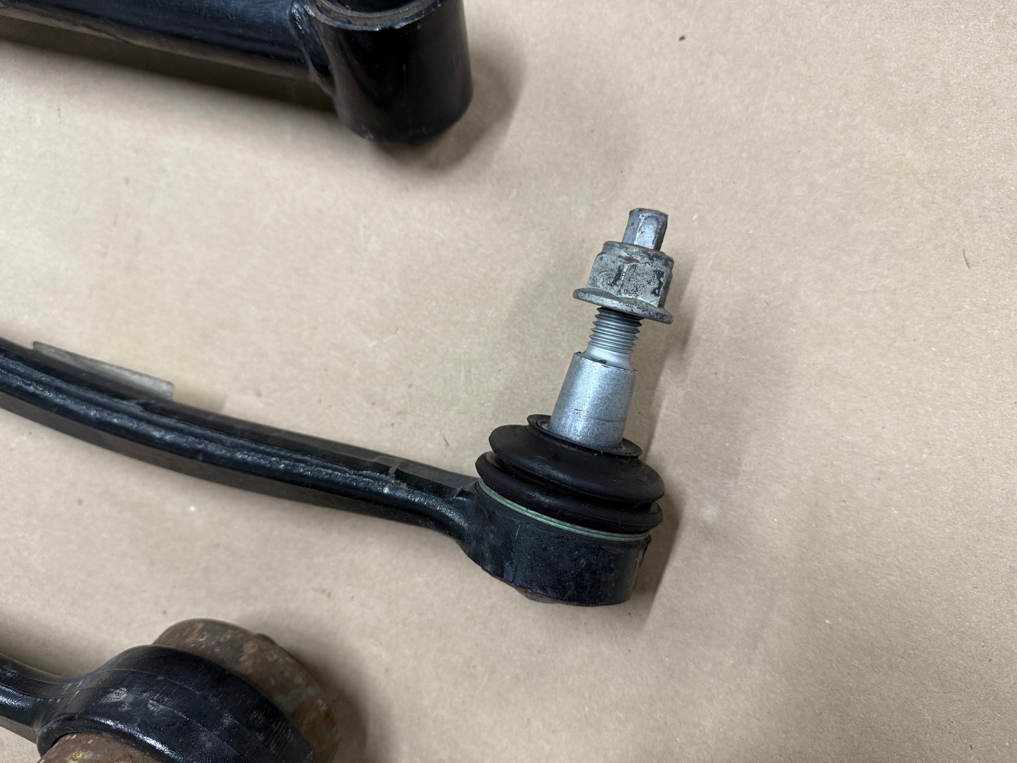 2015-2023 Ford Mustang GT RH LH Side Front Control Arms Frontward Rearward