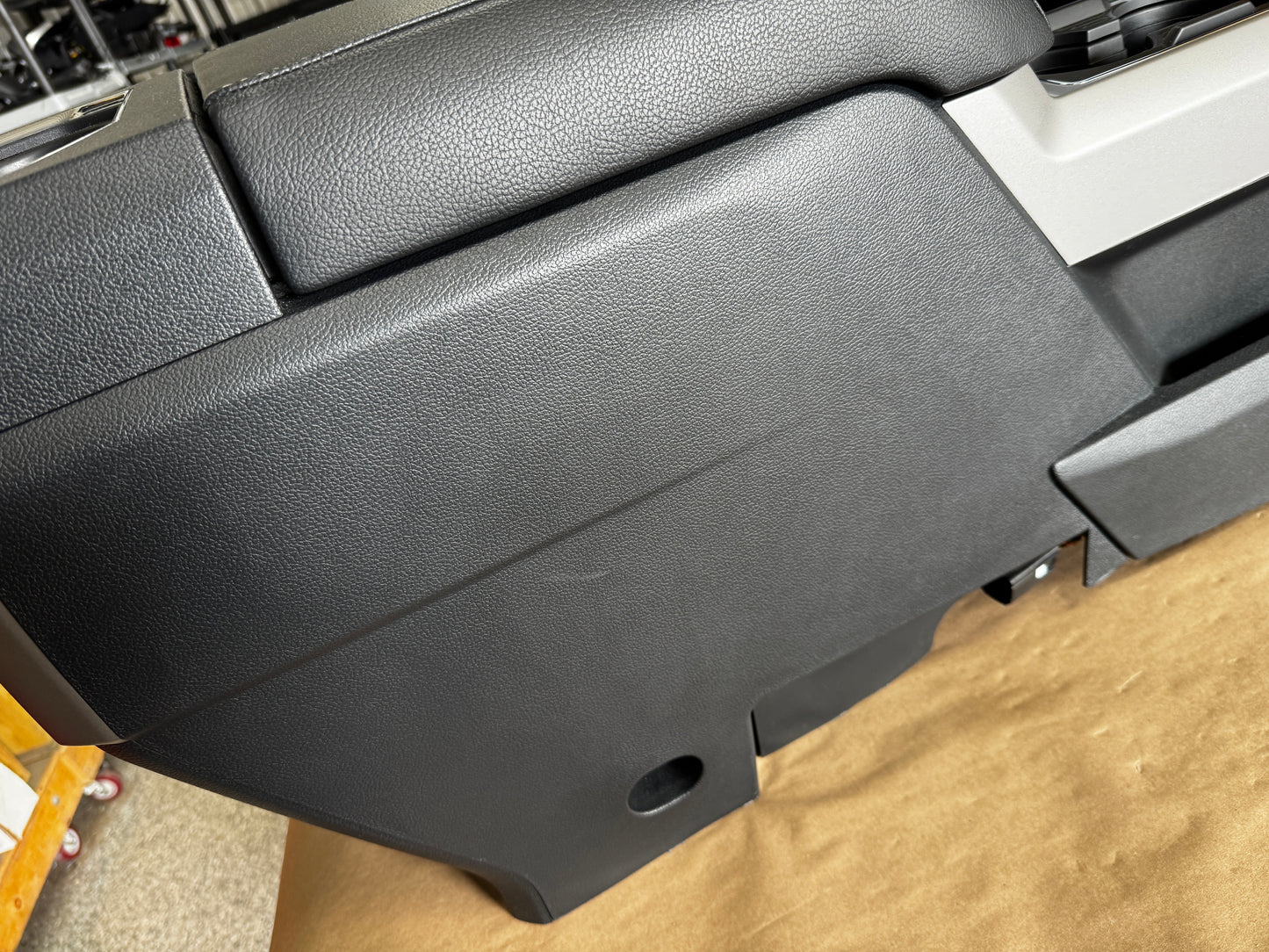 2017-2022 Ford F-350 F-250 Super Duty Center Console Black