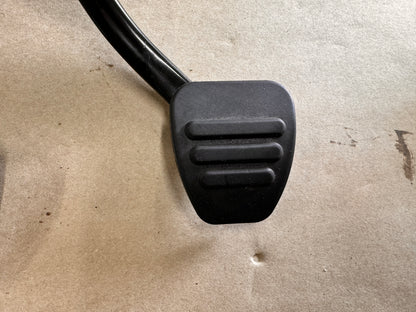 2024 Ford Mustang GT Manual Clutch Brake Pedal Assembly Accelerator Pedals