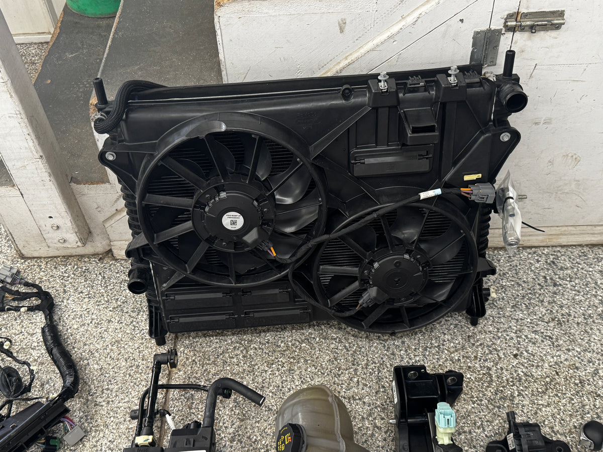 2023 Mustang 5.0 Coyote Gen 3 Engine Drivetrain 10R80 Automatic Auto 49k mi