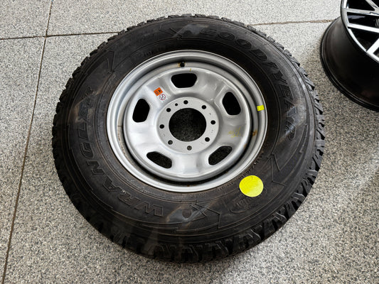 2017-2026 Ford F-250 F-350 Super Duty Spare Tire Goodyear 275/70/18 - OEM