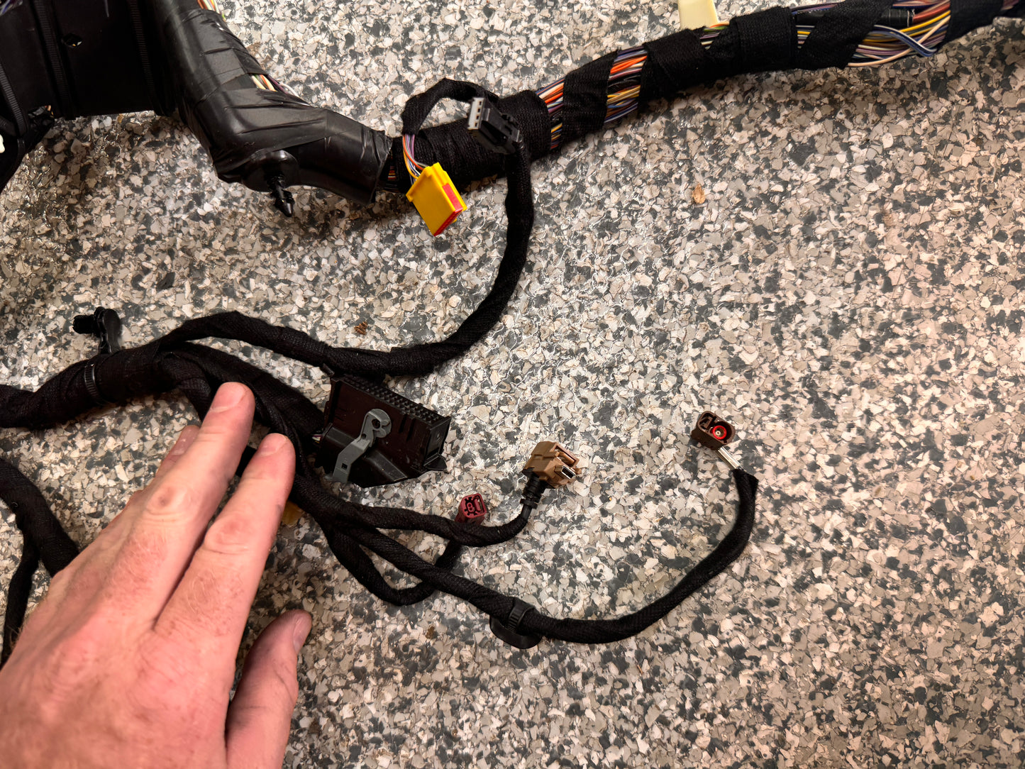 2024 Ford Mustang GT 5.0 Dash Wiring Harness PR3T-14401-KE - OEM