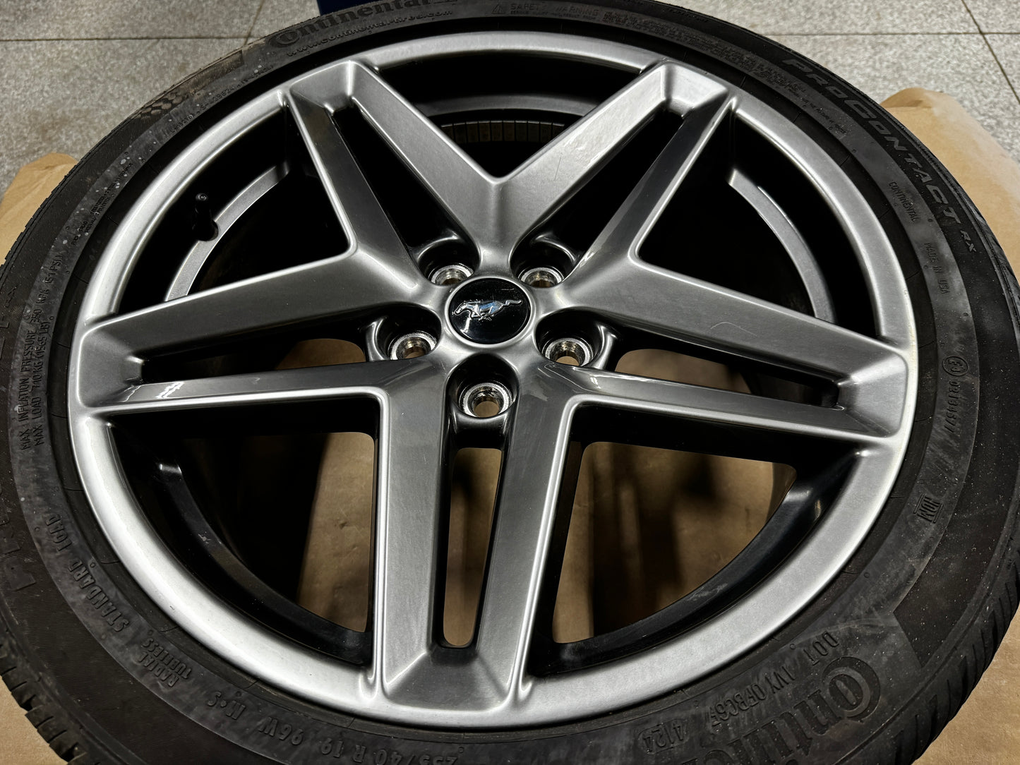 2024-2026 Ford Mustang GT 5.0 19x8.5" Wheel Rim Continental 255/45/19 - OEM