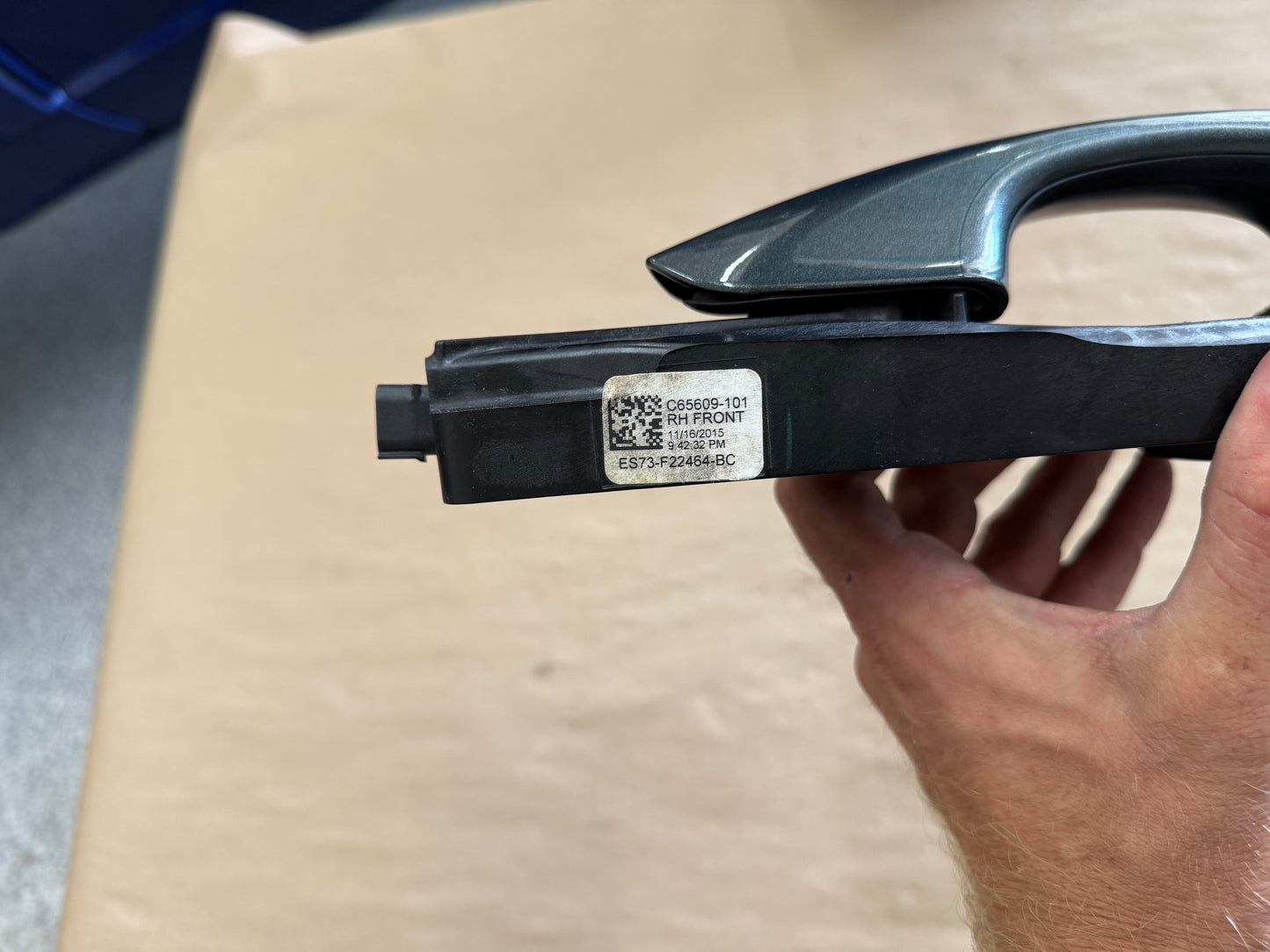 2015-2023 Ford Mustang RH Passenger Side Door Handle "HN"