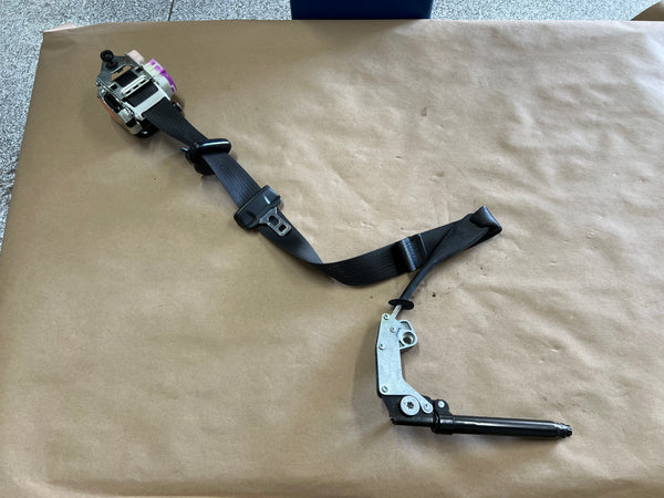 2015-2017 Ford Mustang 5.0 GT Coupe RH Passenger Front Seat Belt Safety