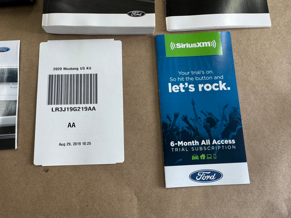 2020 Ford Mustang GT Owners Manual And Literature w/Cover - OEM
