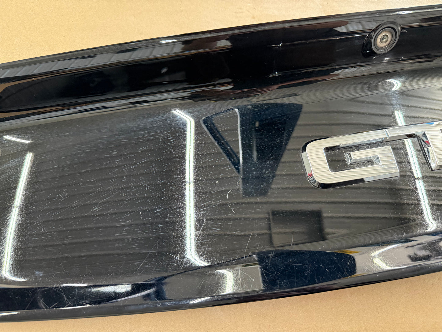 2015-2017 Ford Mustang GT 5.0 Trunk lid Panel Rear Decklid Back-Up Camera