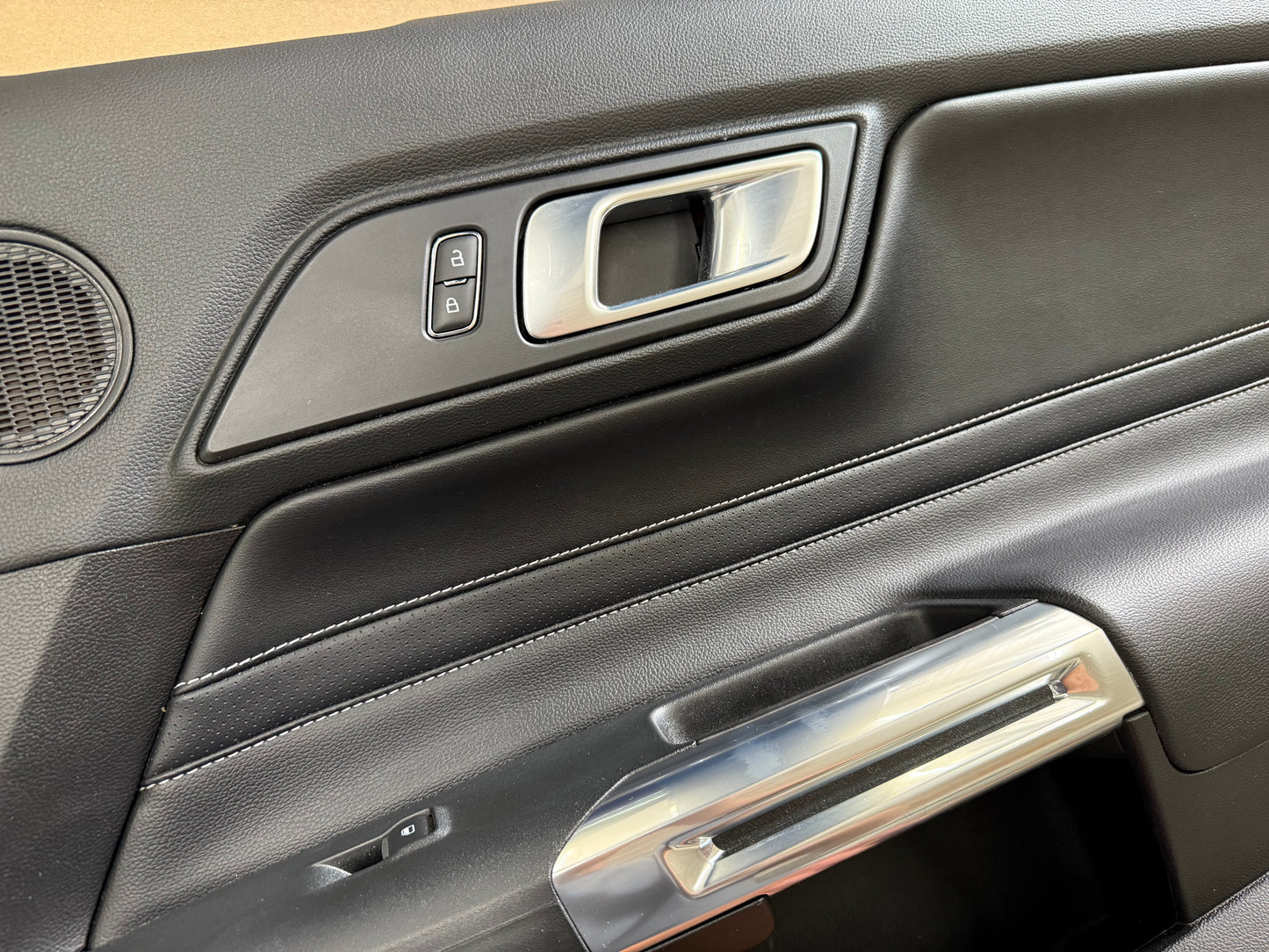 2018-2023 Mustang GT V6 EcoBoost RH Passenger Door Panel Leather Insert Soft