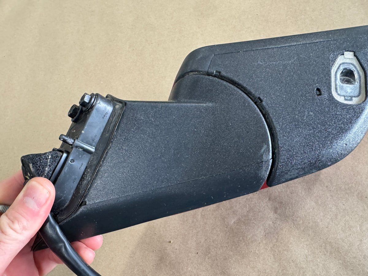 2015-2020 Ford Mustang GT RH Passenger Side Mirror Heated Signal Puddle "D4"