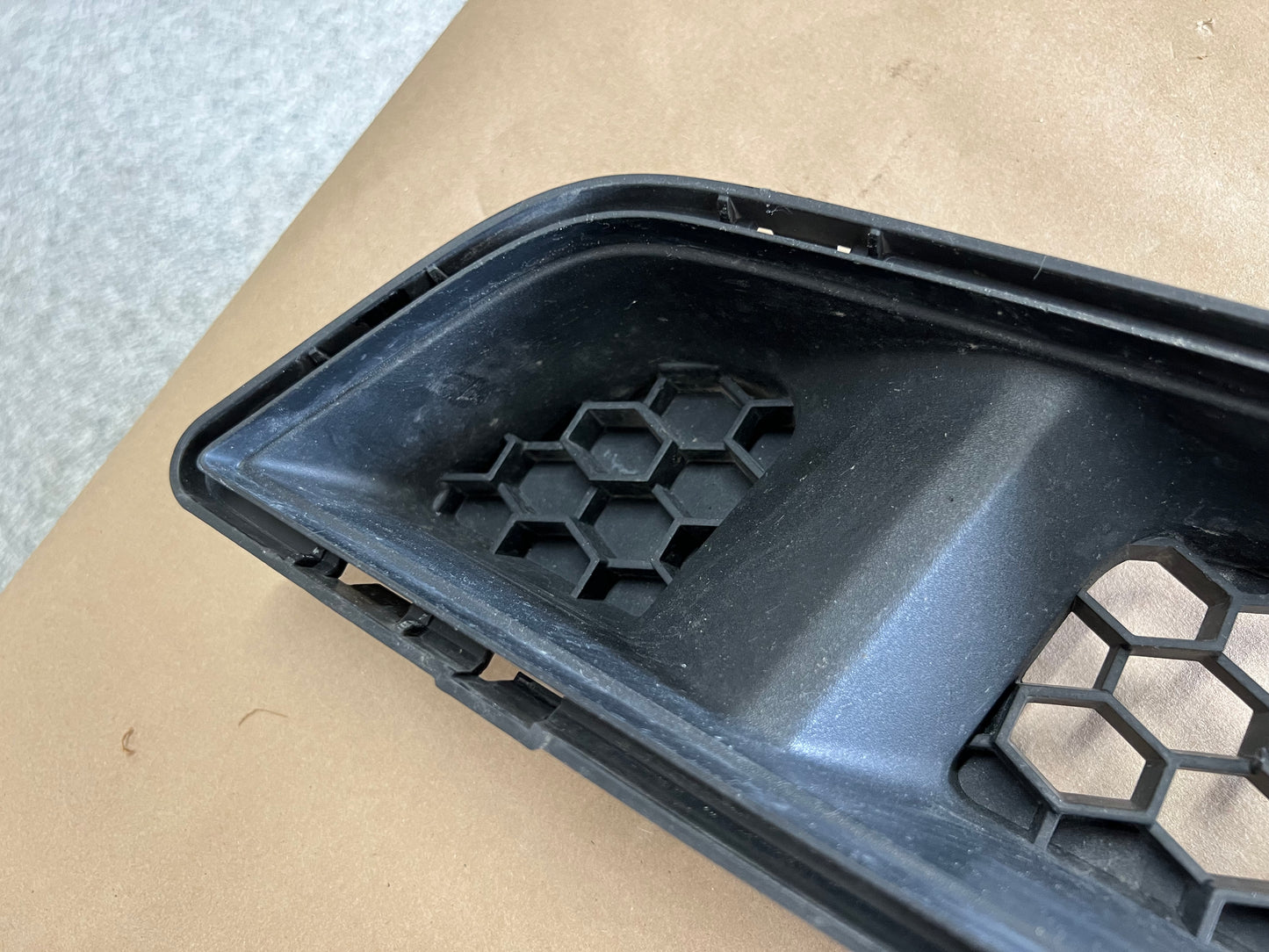 2015-2017 Ford Mustang GT Front Bumper Lower Grille