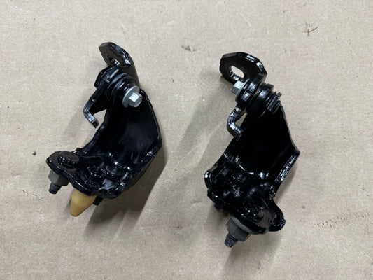 2017-2022 Ford F-250 F-350 Door Hinges LH Driver Rear Upper Lower UM