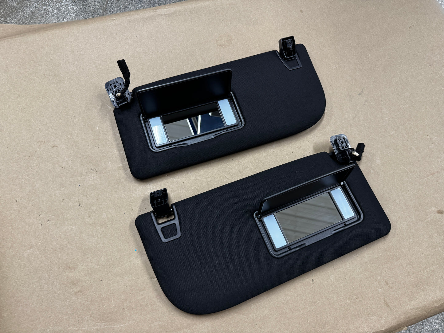 2017-2022 Ford F-250 Super Duty Sun Visors Pair "Black" Homelink