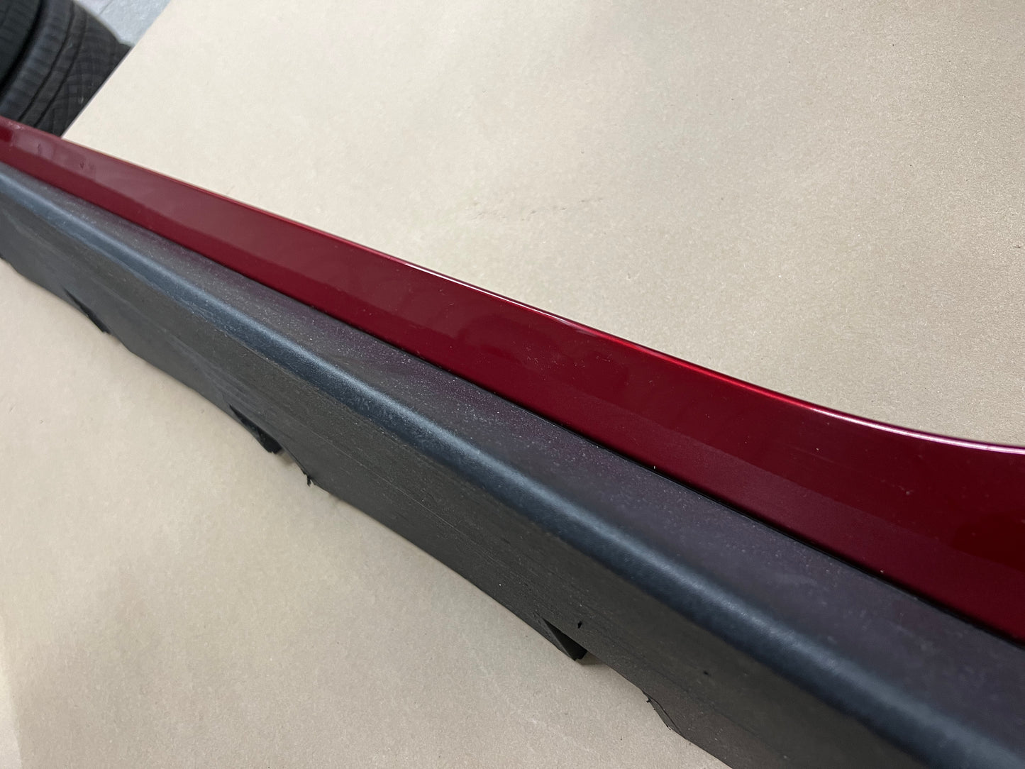 2015-2023 Mustang GT V6 LH Side Skirt Molding Driver Side "D4"