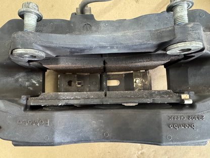 2015-2023 Ford Mustang GT Front 6 Piston BREMBO Brake Calipers - OEM