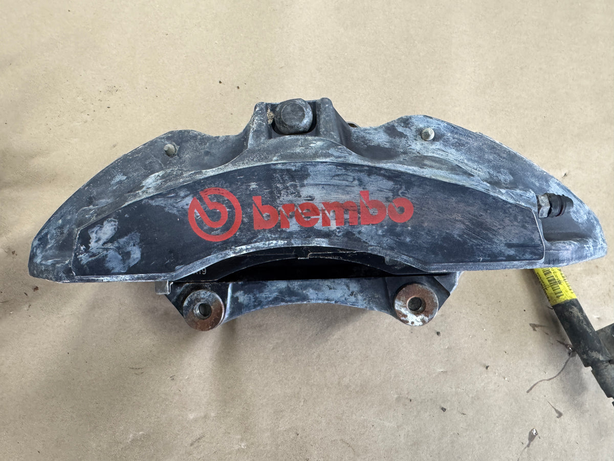 2015-2023 Ford Mustang GT Front 6 Piston BREMBO Brake Calipers - OEM