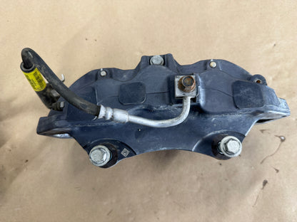 2015-2023 Ford Mustang GT Front 6 Piston BREMBO Brake Calipers - OEM