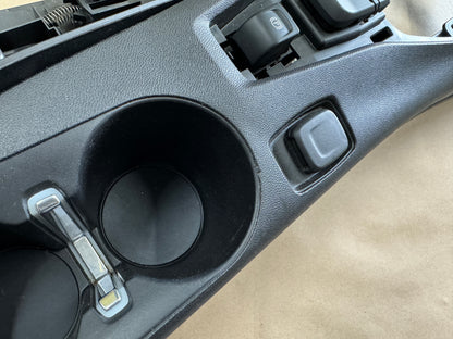 2018 Chevrolet Camaro Center Console Black Charging Station