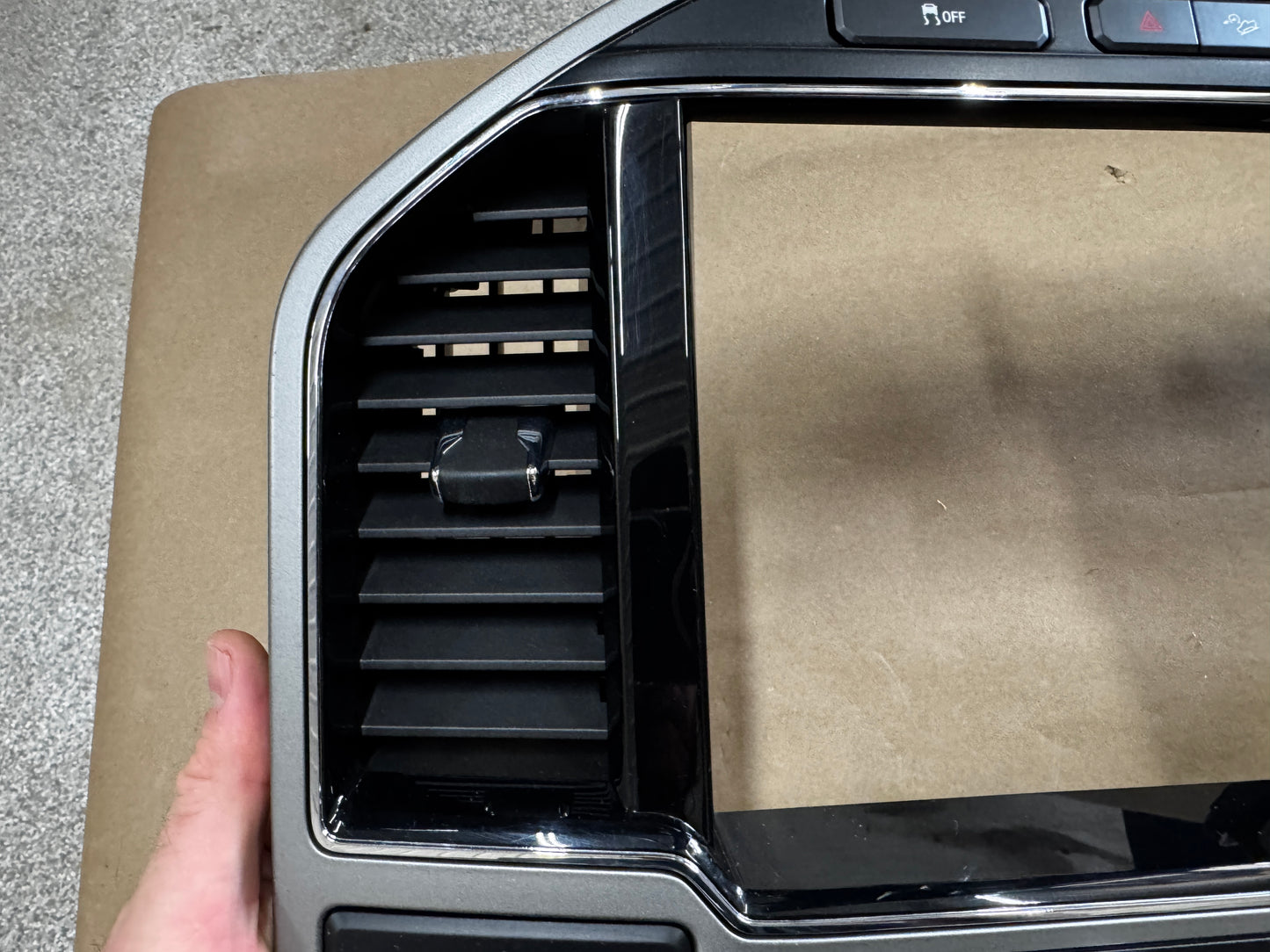 2022 Ford F-250 Touch Screen 12" Controls Head Unit Sync Module Radio - OEM