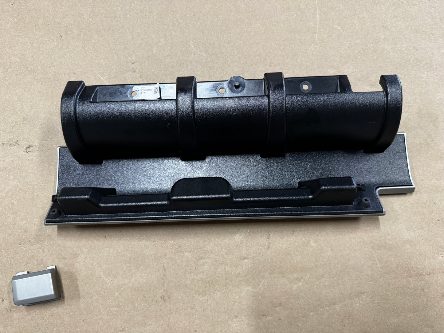 2020-2022 Ford F-250 F-350 Super Duty Dash Storage Compartment Glove Box - OEM