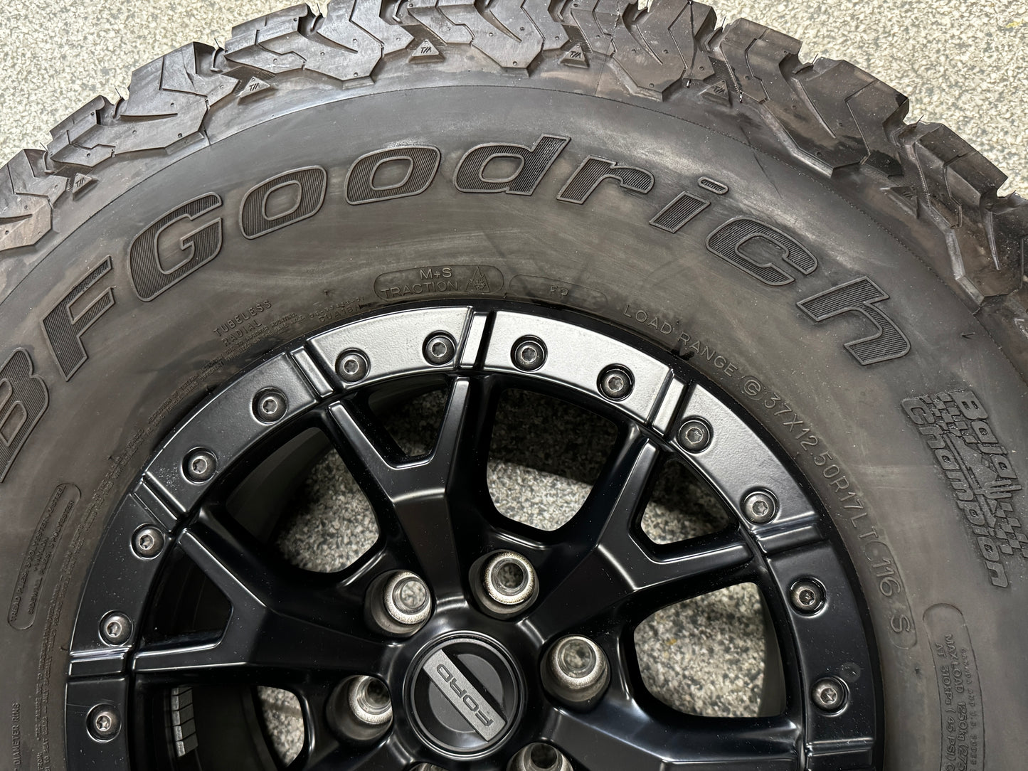 2023-2025 F-150 Raptor R Bead Lock Wheel Rim 17x8.5" BFGoodrich 37x12.50x17