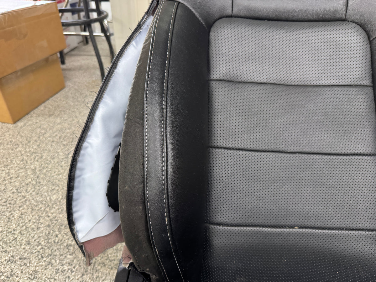 2018-2023 Ford Mustang GT Black Leather Coupe Front Power Seats Heat/Cooled