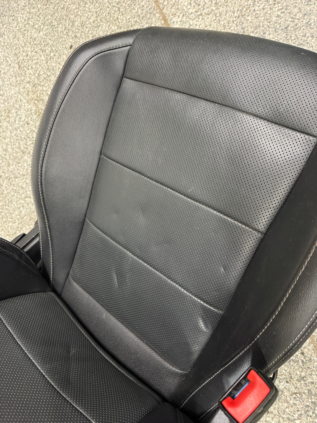 2018-2023 Ford Mustang GT Black Leather Coupe Front Power Seats Heat/Cooled