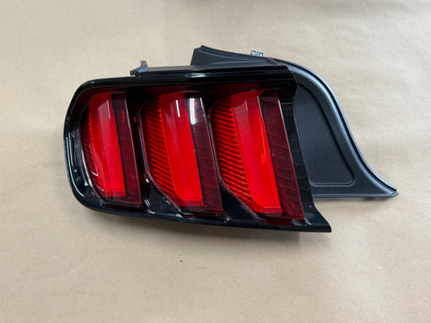 2015-2017 Ford Mustang GT350 GT V6 EcoBoost Tail Light LH Driver Side LED