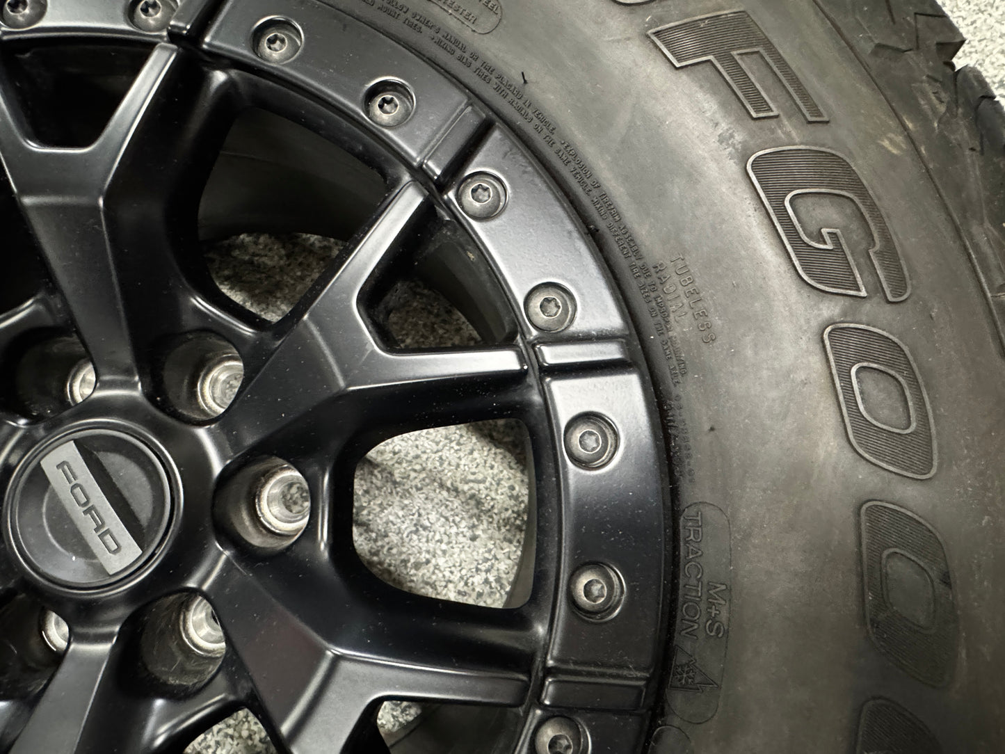 2023-2025 F-150 Raptor R Bead Lock Wheel Rim 17x8.5" BFGoodrich 37x12.50x17
