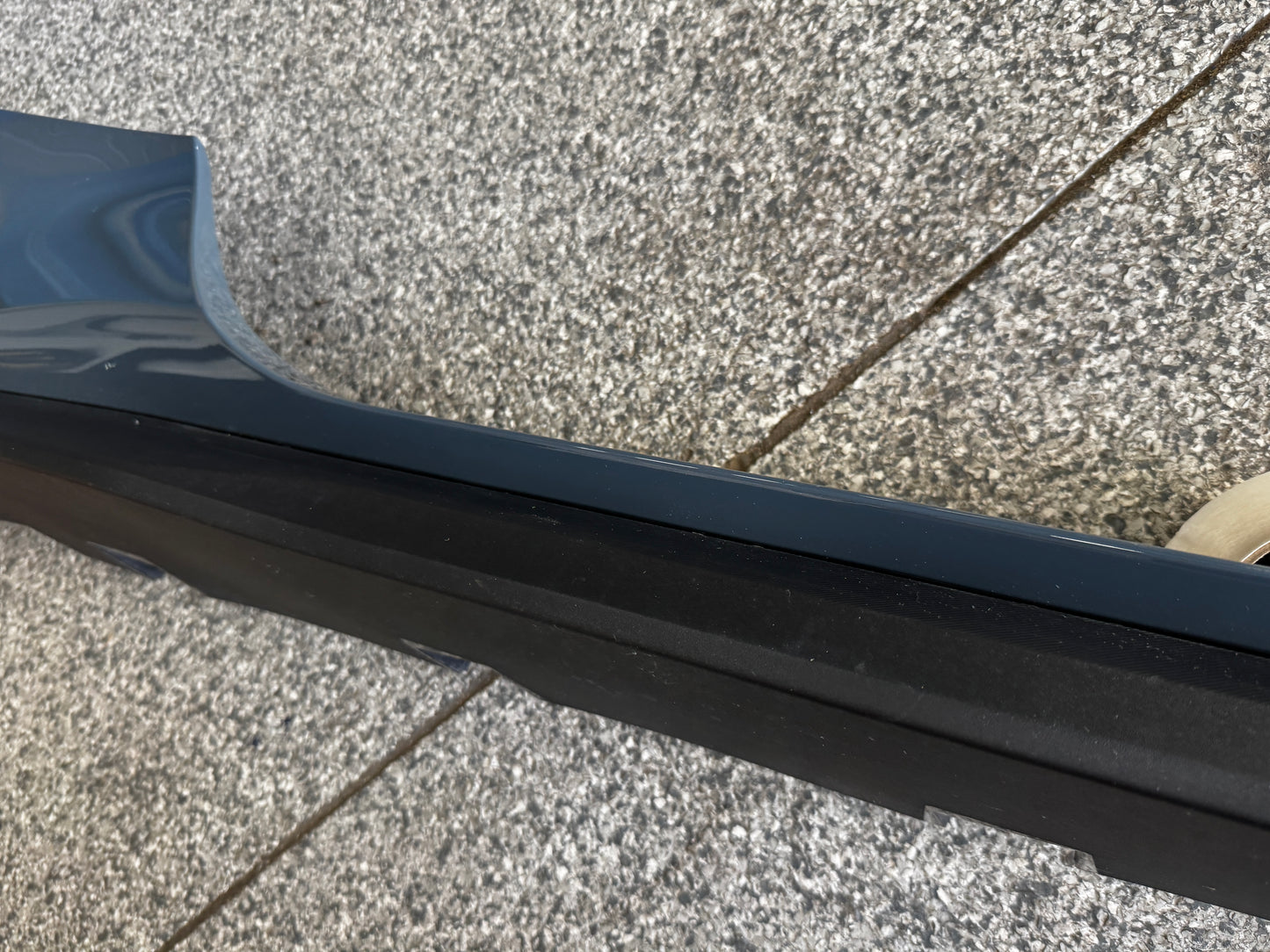 2024-2025 Mustang GT LH Driver Side Skirt Molding KU