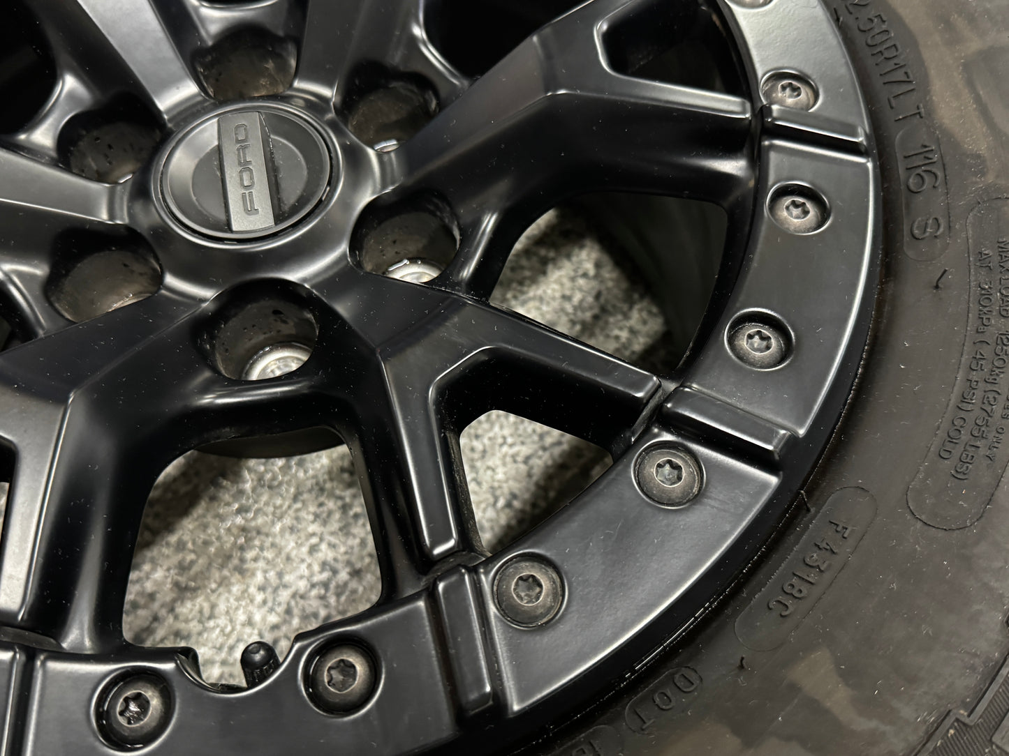 2023-2025 F-150 Raptor R Bead Lock Wheel Rim 17x8.5" BFGoodrich 37x12.50x17