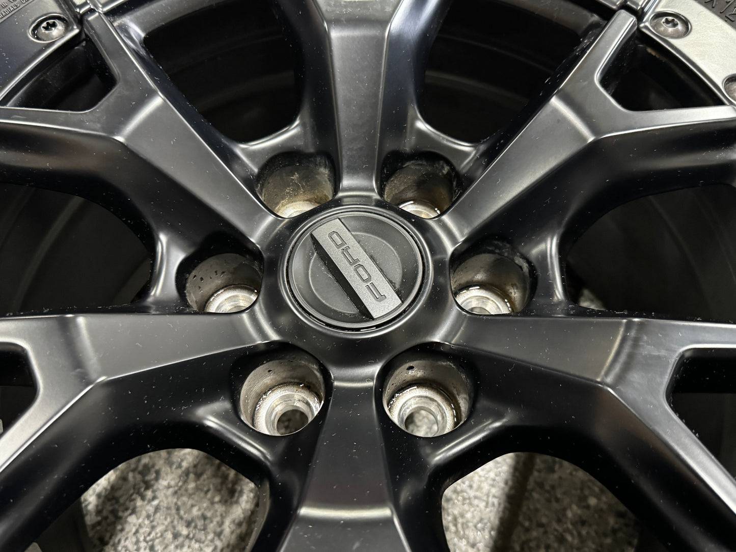 2023-2025 F-150 Raptor R Bead Lock Wheel Rim 17x8.5" BFGoodrich 37x12.50x17