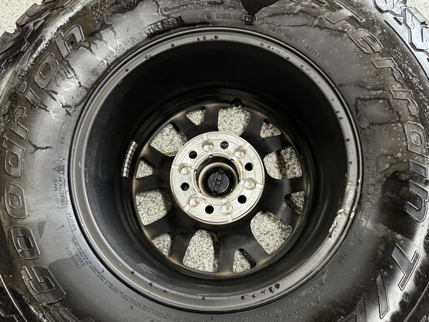 2023-2025 F-150 Raptor R Bead Lock Wheel Rim 17x8.5" BFGoodrich 37x12.50x17