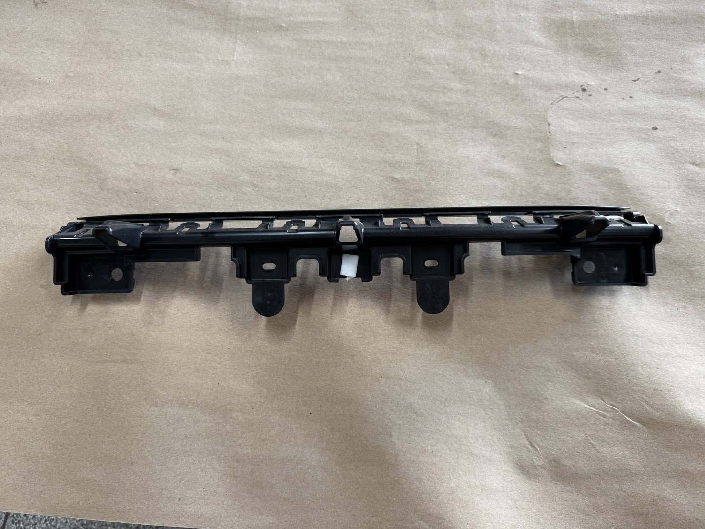 2024-2025 Mustang GT S650 Rear Bumper Middle Bracket