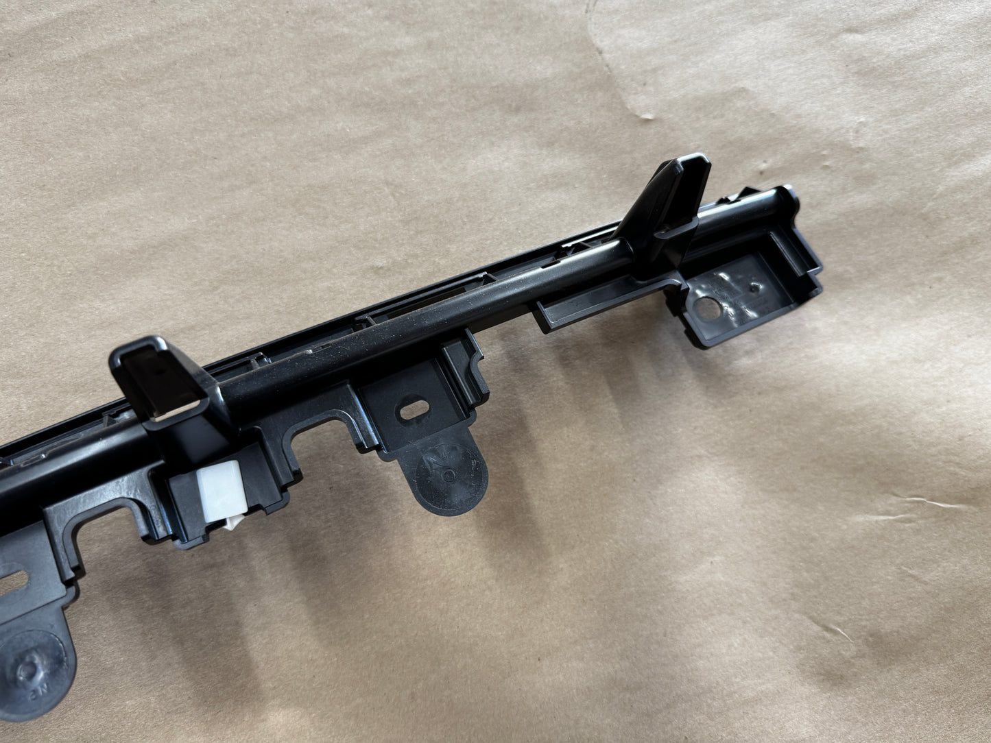2024-2025 Mustang GT S650 Rear Bumper Middle Bracket