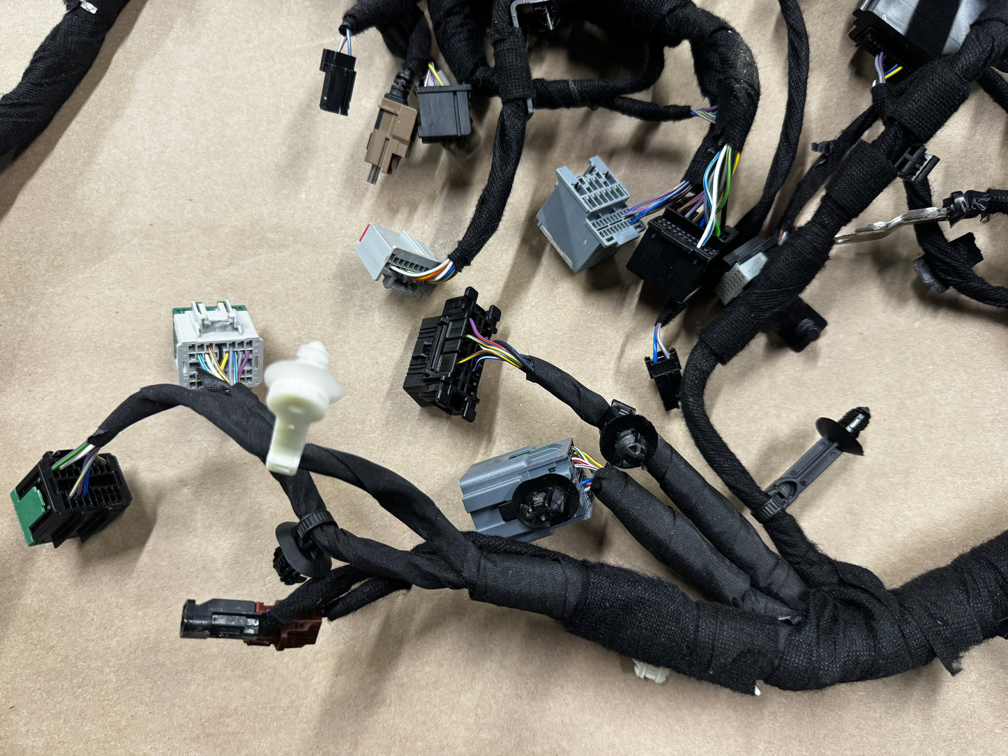2024-2026 Ford Mustang GT Dash Wiring Harness "TR3T-14401-AC" - OEM