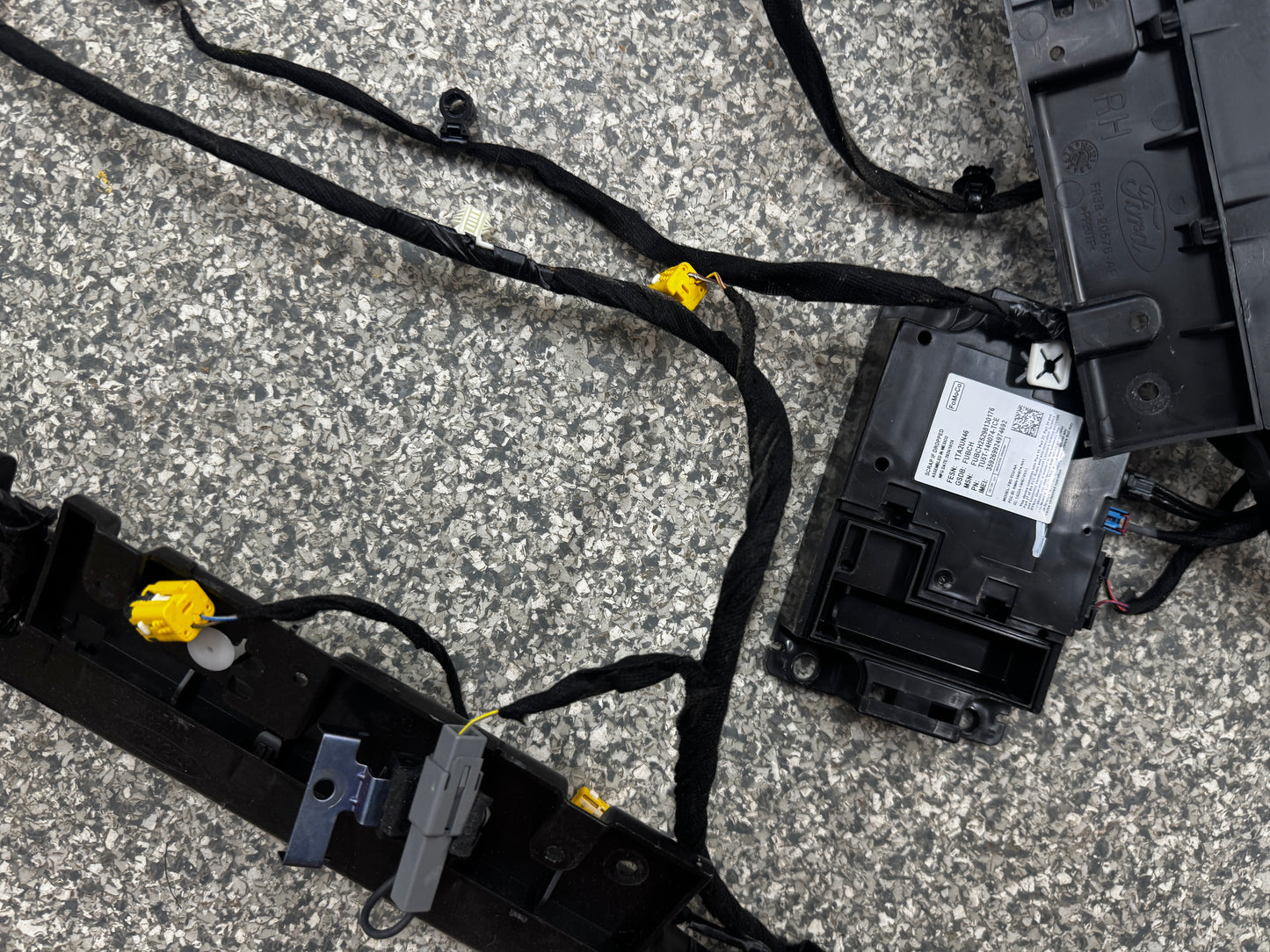 2024-2026 Ford Mustang GT Coupe Body Wiring "TR3T-14A005-LCLD